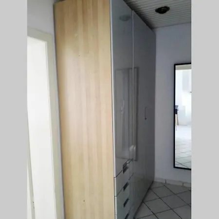 Beautiful Cozy 1-Room Apartment, Near Rhine Düsseldorf Esterno foto