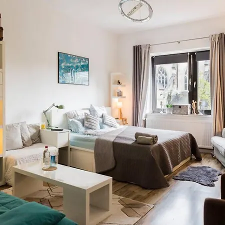 Beautiful Cozy 1-Room Apartment, Near Rhine Düsseldorf Esterno foto