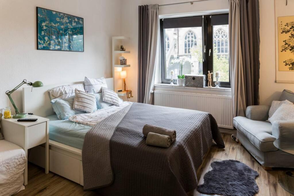 Beautiful Cozy 1-room Apartment, Near Rhine * Düsseldorf